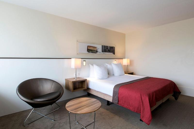 Standard Room image 2