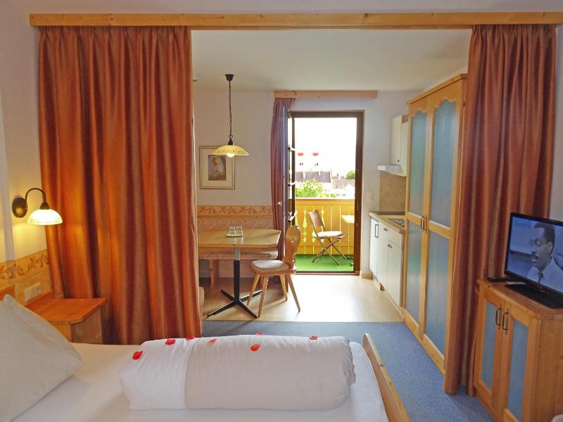 Family Apartment with Balcony image 1