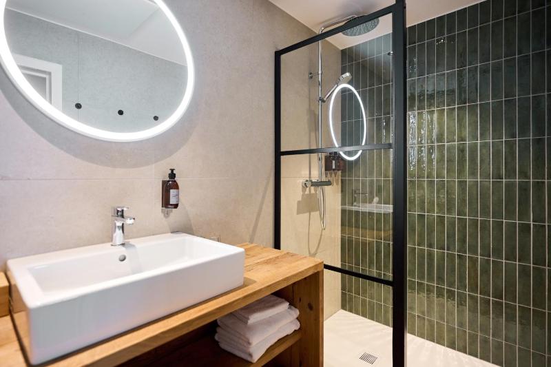 Double Room with Garden View image 2