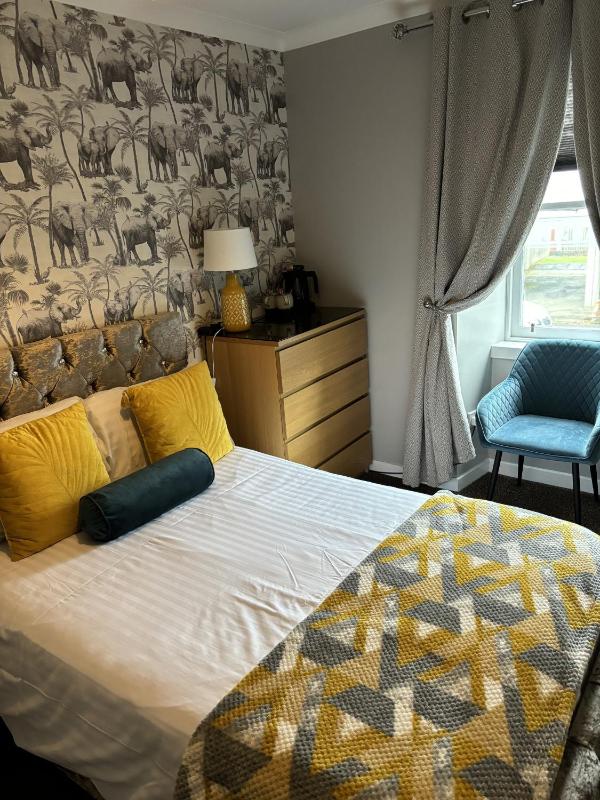 Double Room with Private Bathroom image 4