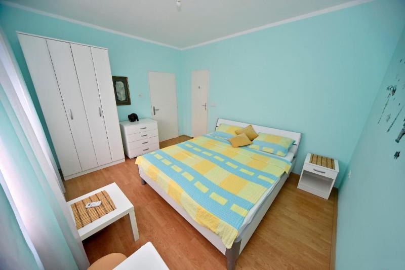 Double Room with Private Bathroom image 2