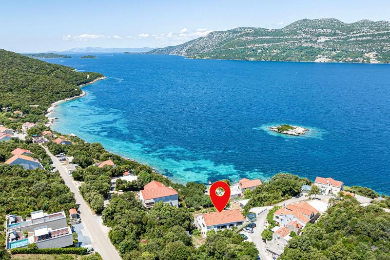 Apartments by the sea Tri Zala Korcula - 23292 - image 1