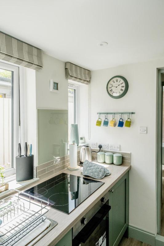 Wigeon Cottage Aldeburgh - Sleeps 4 - Adults only house - image 6