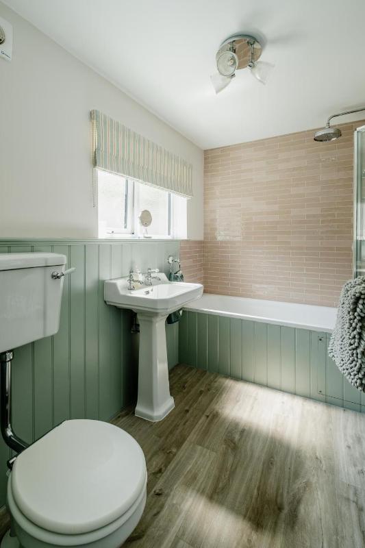 Wigeon Cottage Aldeburgh - Sleeps 4 - Adults only house - image 9