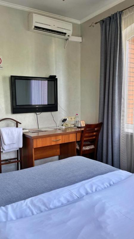 Standard Single Room image 3