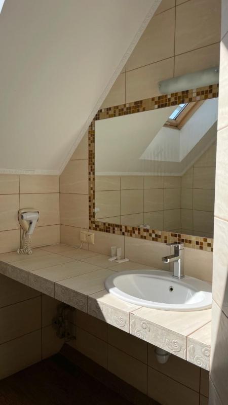 Superior Twin Room image 1