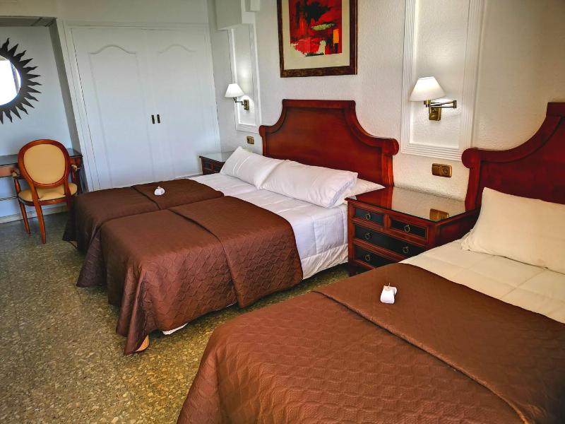 Hotel Polamar - image 40
