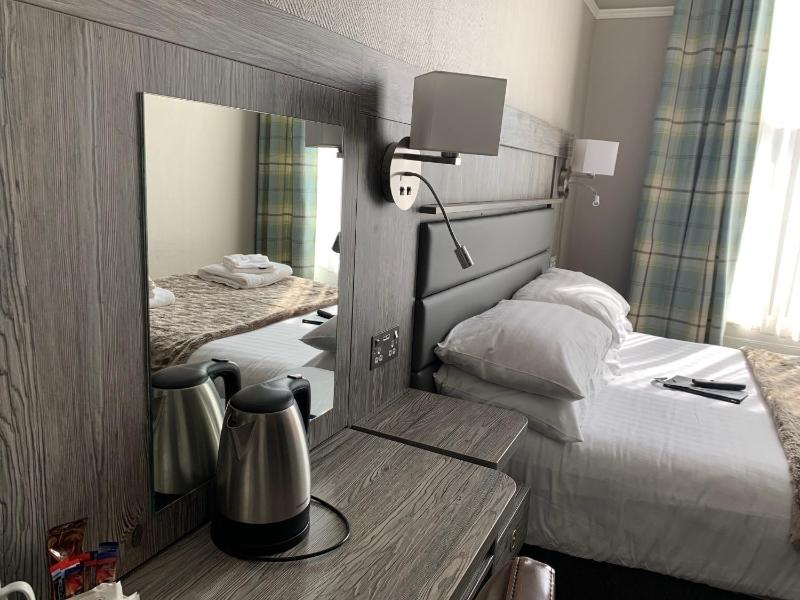 Standard Double Room image 1