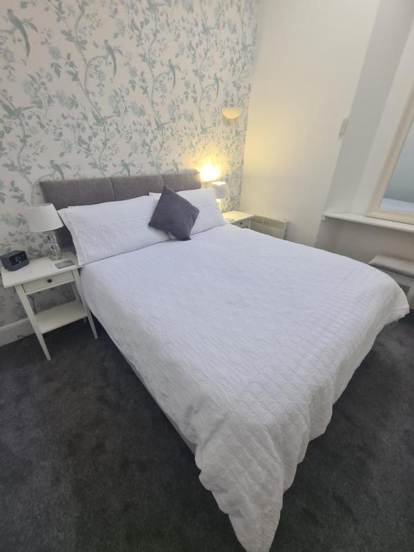 Meadowside Holiday Apartments - image 21