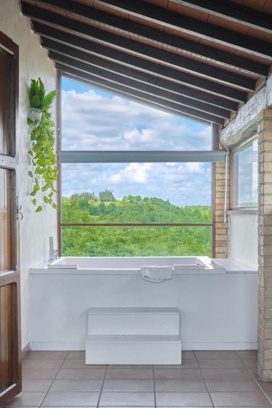 Classic Suite image 2