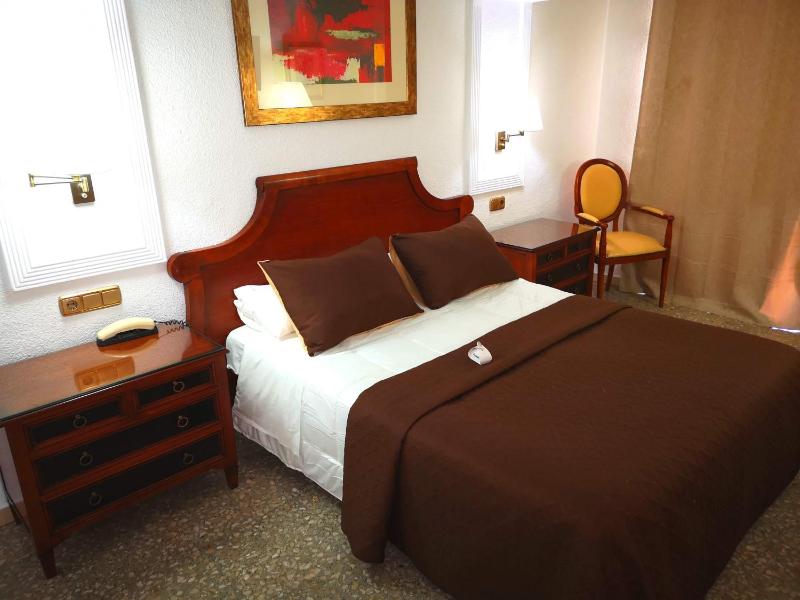 Hotel Polamar - image 42
