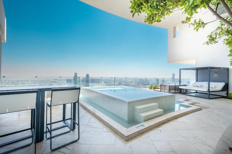 2 BED | Sky Villa w/Pool image 1