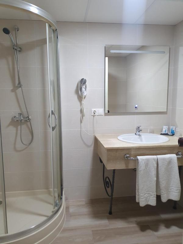 Hotel Polamar - image 18