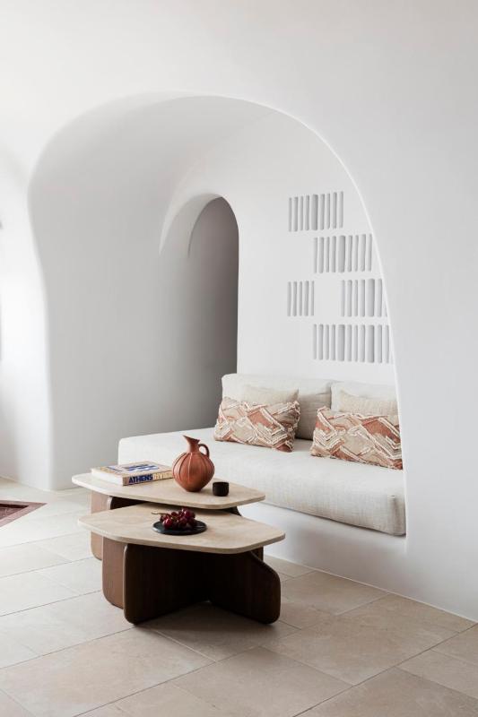 Senior Suite with Sea View image 4