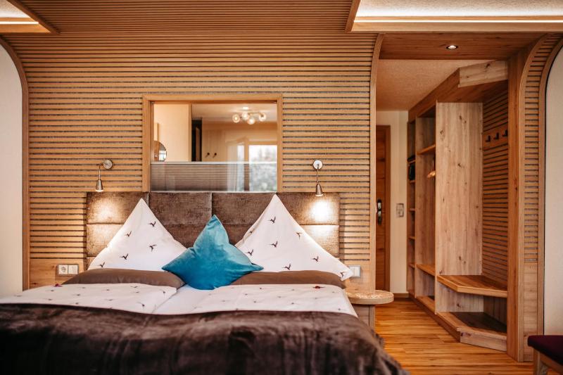 Double Room image 3