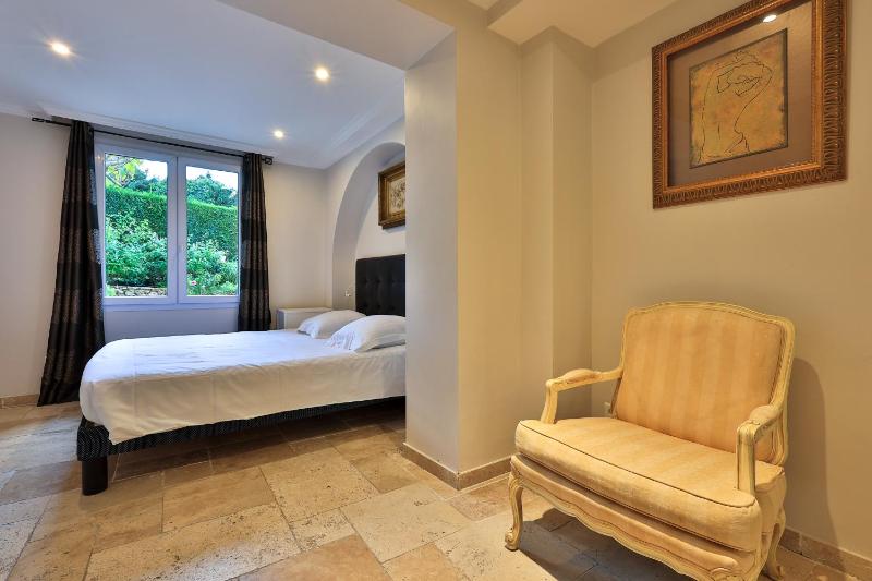 Deluxe one bedroom Juan les Pins  image 1