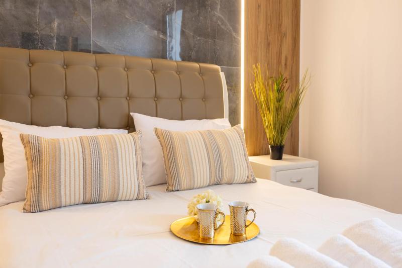 Deluxe Triple Room with Sea View image 1