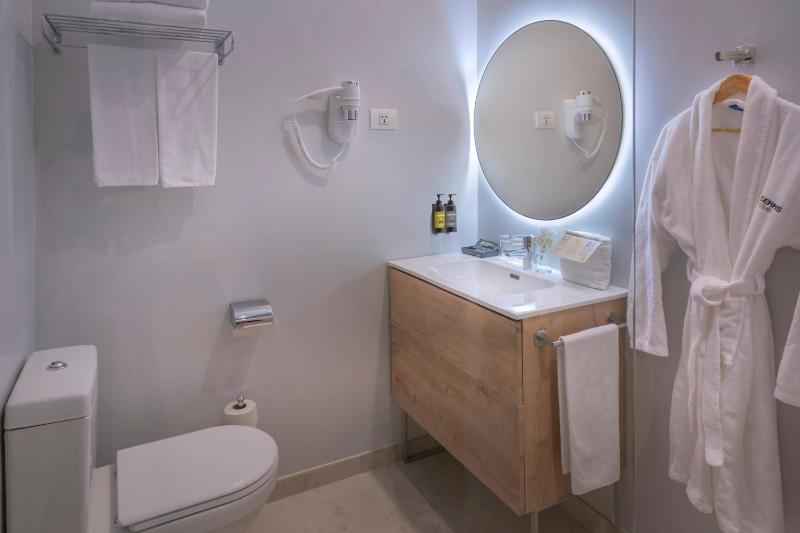 Comfort Double or Twin Room image 4