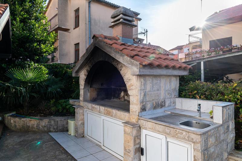 Vodice Villa Ruza - image 13