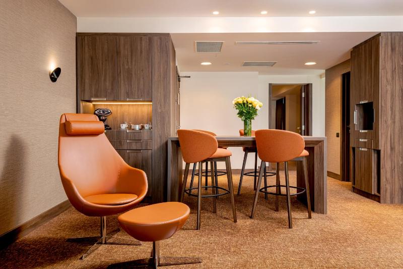 Kronwell Brasov Hotel - image 8