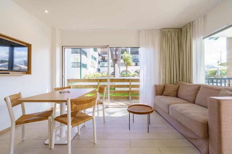 Apartment with Terrace image 1
