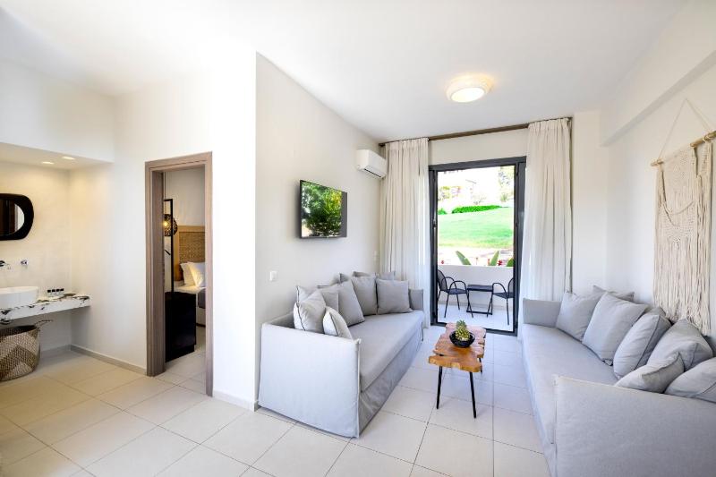 Superior Suite image 1