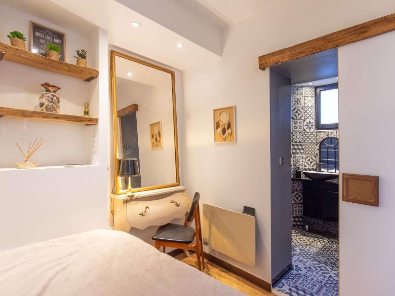T2 rénové et cosy face aux thermes avec cour privative et équipements modernes - image 10