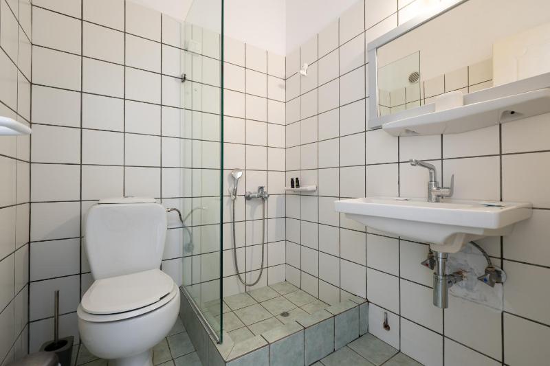 Deluxe Double Room with Balcony and Sea View image 2