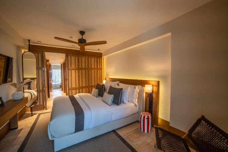 Marina Bay Suite image 1