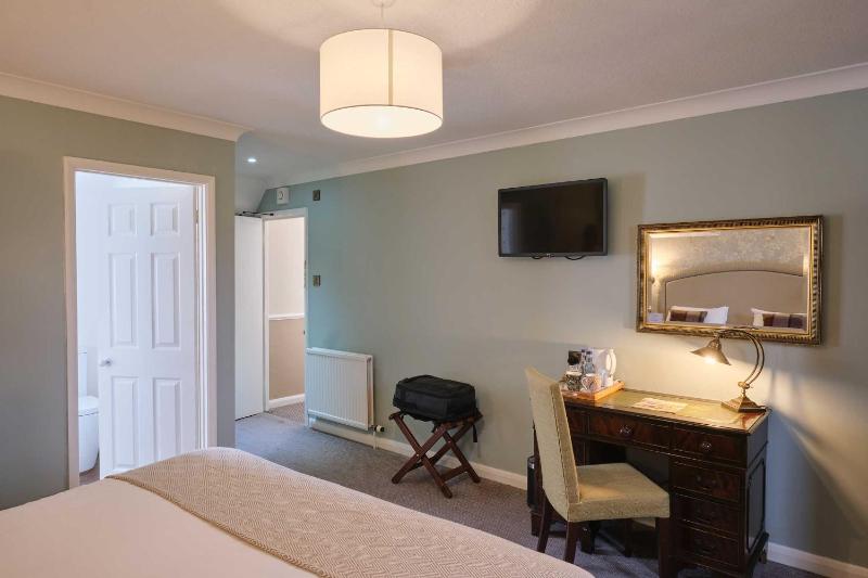 Standard Double Room image 2