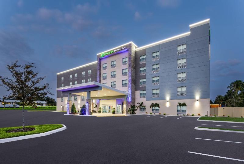 Holiday Inn Express & Suites Tampa Stadium ¿ Airport Area By IHG - image 49