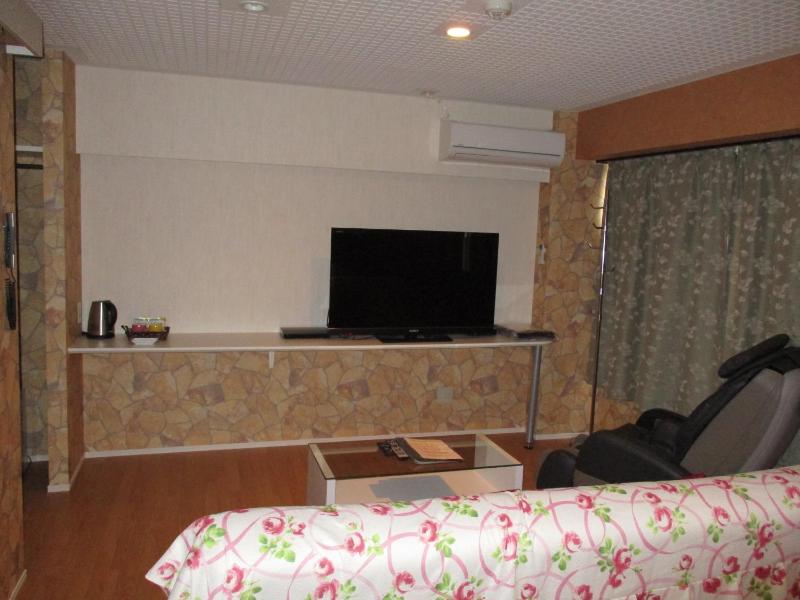 Town Hotel 41 - image 6