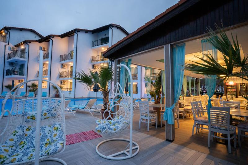 Royal Calisto Hotel - image 23