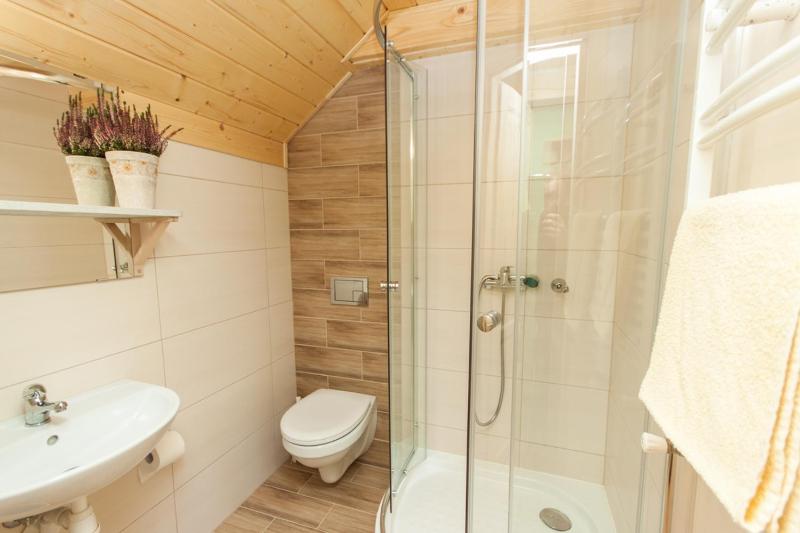 One-Bedroom Suite image 3