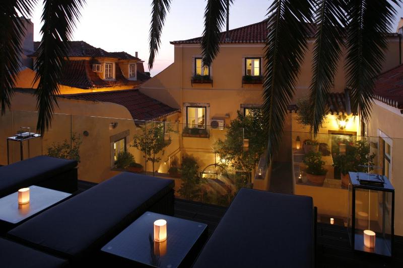 Pool Suite image 4