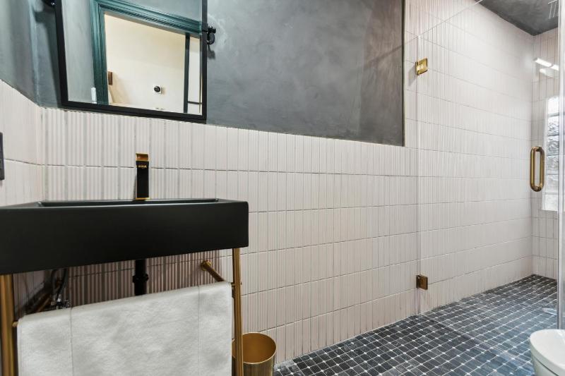 Society Hill Hotel - image 11
