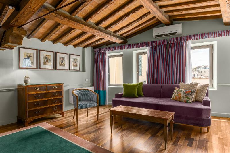 Junior Suite image 1