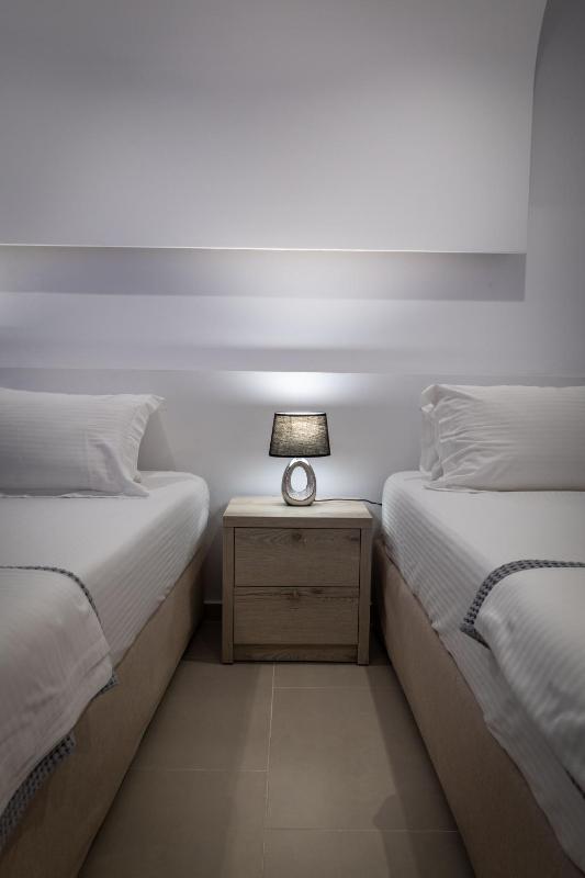 Sea View Hotel - image 4