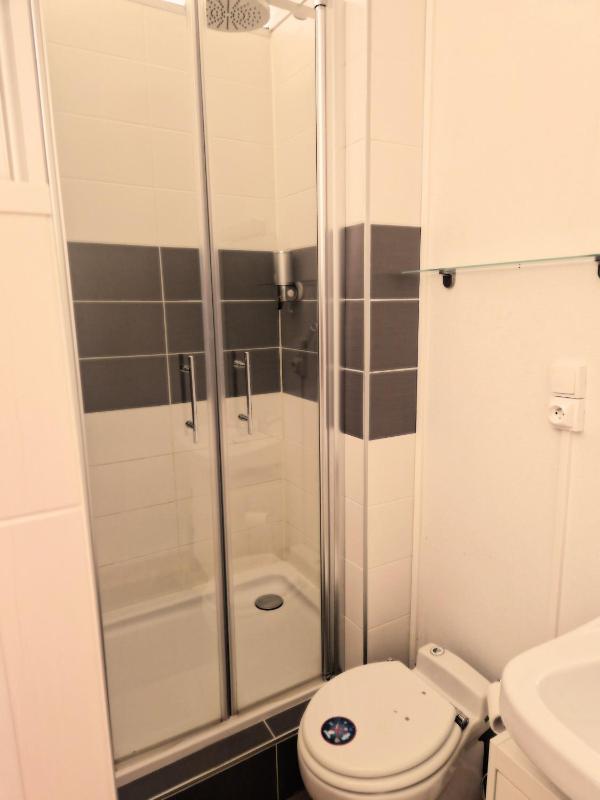 Double Room with Private Bathroom image 4