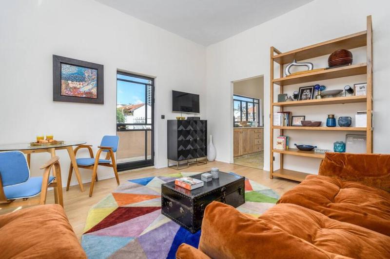 New Bohemian 2Rooms Apt Neve Tzedek - image 11