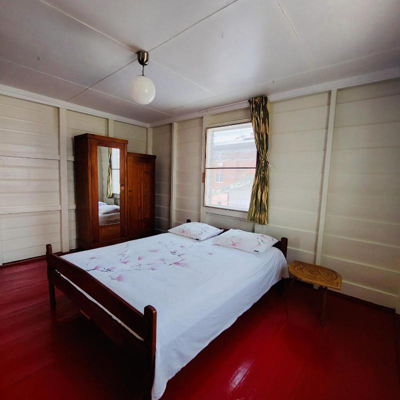 Royale Authentieke Woning - image 5