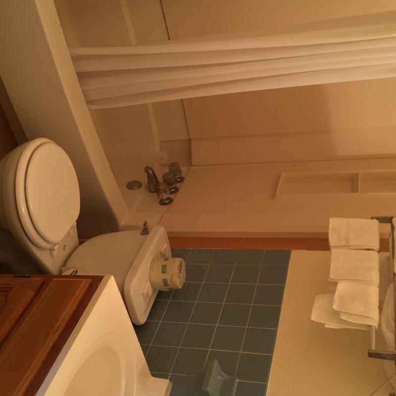 MacThrift Motor Inn - image 22