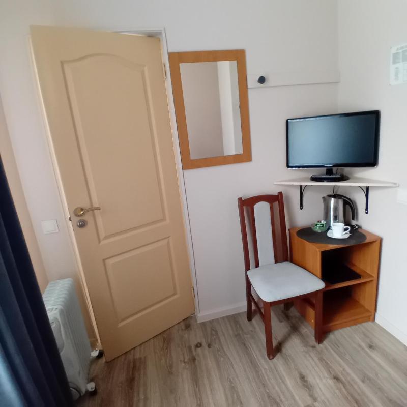 Budget Single Room image 1