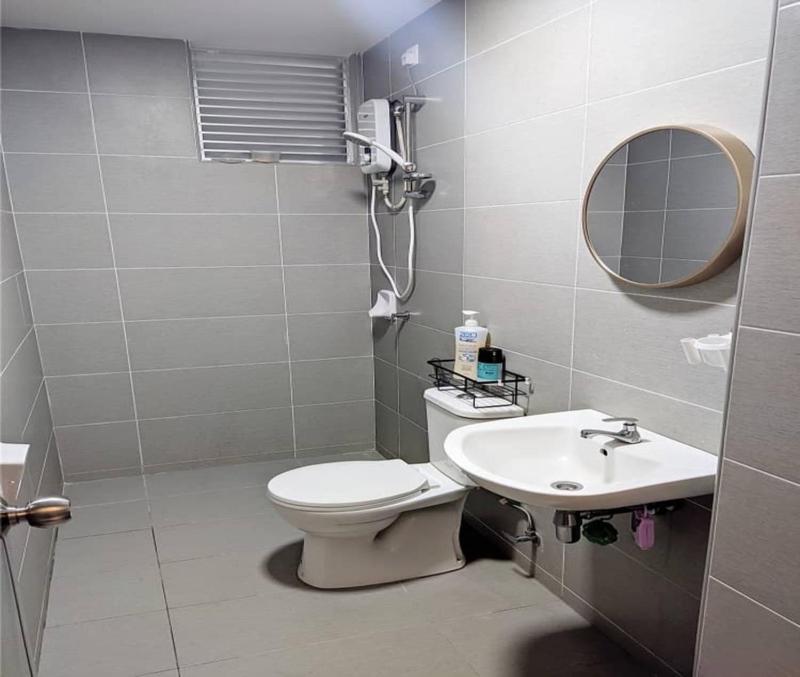 IZZ Meru Homestay Ipoh (Groundfloor/Pool View) - image 9