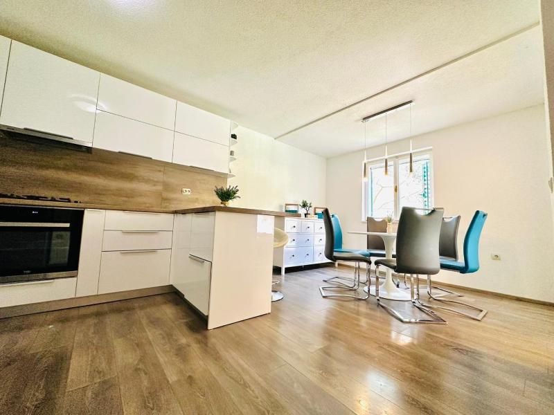 Beach house Bol - image 34