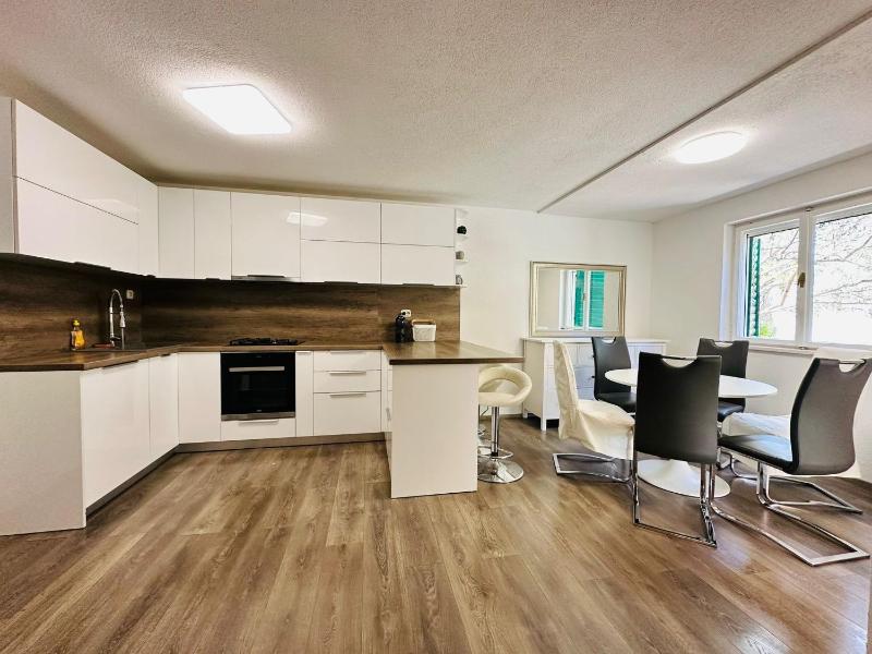 Beach house Bol - image 17