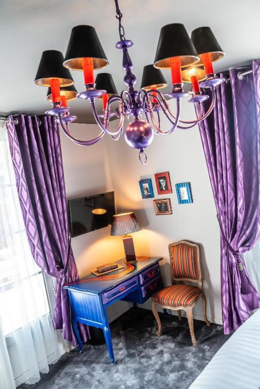 Double Room image 3