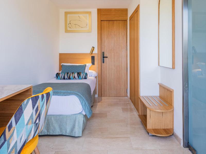 Single Room (1 Adult) image 4