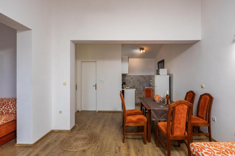 Two-Bedroom Apartment with Sea View image 4