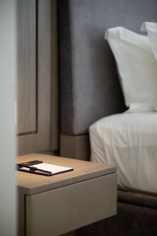 Lux Inn Hotel - image 6